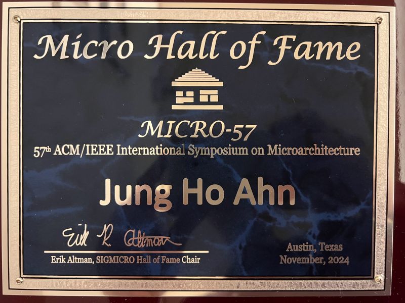 [소식] 안정호 교수, International Symposium on Microarchitecture 학술대회(약칭 MICRO) 명예의 전당 헌액